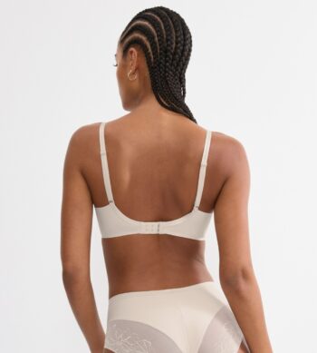 ⁦טריומף חזיית מינימייזר - Triumph Comfort Contour W01⁩ – תמונה ⁦2⁩